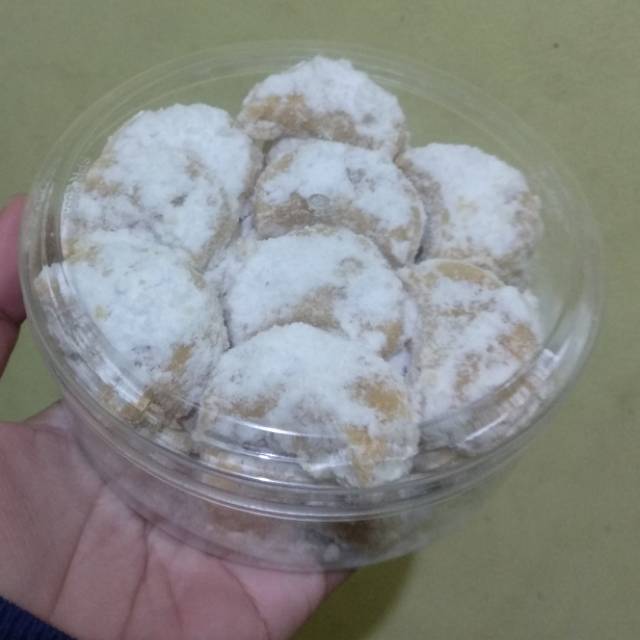 

ROTI KUE KERING PUTRI SALJU LEBARAN