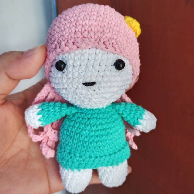 Boneka rajut lala little twin