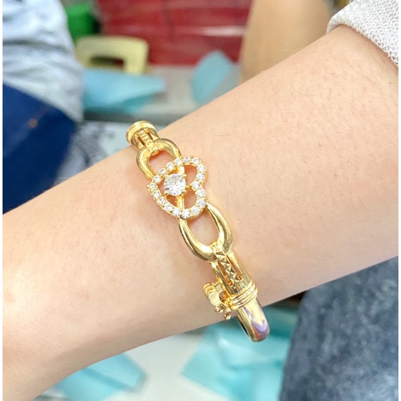 gelang wanita //gelang permata // gelang lapis emas //perhiasan //gelang