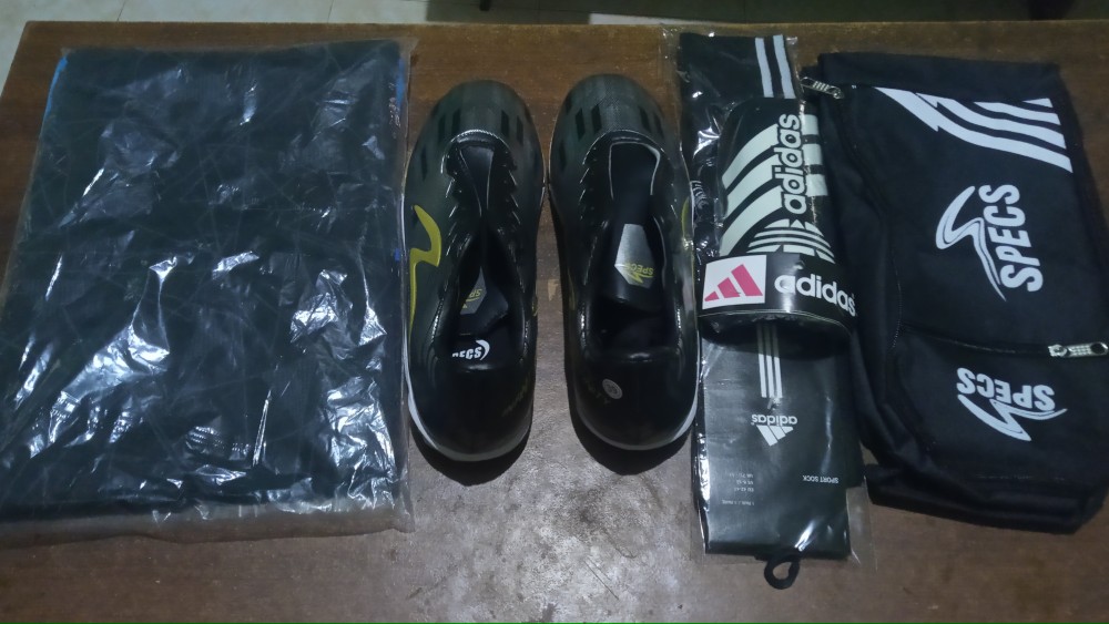 Sepatu Futsal Ortuseihg - T Terbaru Bonus Jersey 1 Set