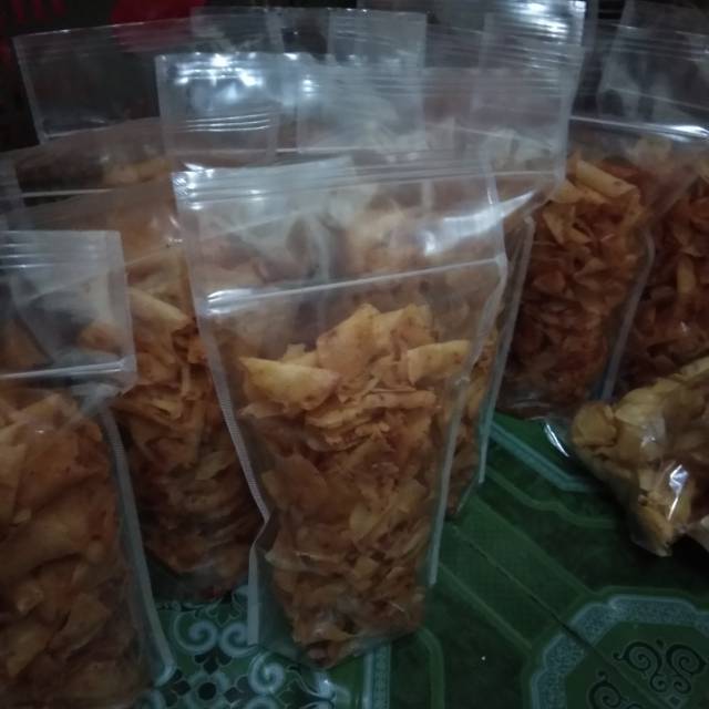

keripik singkong pedas endulita besar