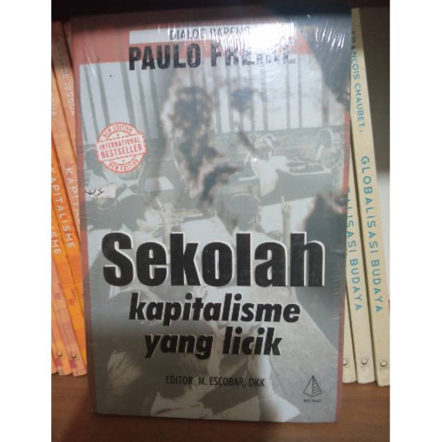 

BUKU SEDeskripsiKOLAH KAPITALISME YANG LICIK