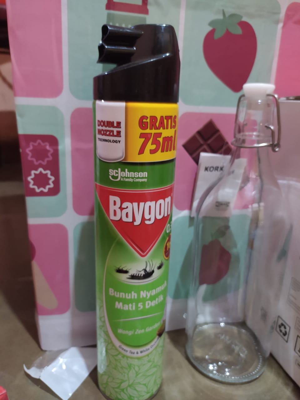 Baygon 600ml Gratis 7ml Green Tea Spray