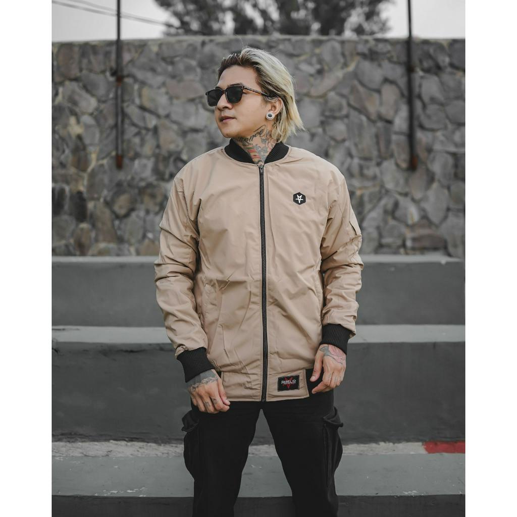 [SIAP KIRIM] Jaket Casual Taslan Waterproof Jacket Bomber REBELION Pria Polos Sleting Saku Dalam Tebal Original Rebel ID