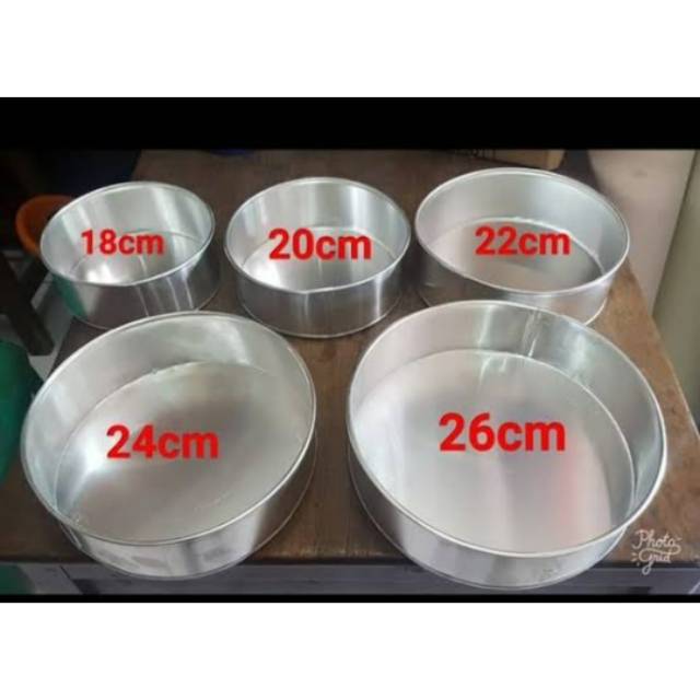 

Loyang bolu bulat perlosin 18-28 T4