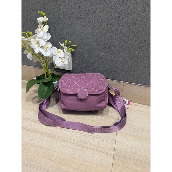 Tas selempang Chibao G1040-22 Bahan Kanvas. Tas Wanita Tas selempang wanita Import Tas Chibao ORI Tas Chibao Import BEST SELLER TERBARU BISA BAYAR DITEMPAT.!!!!