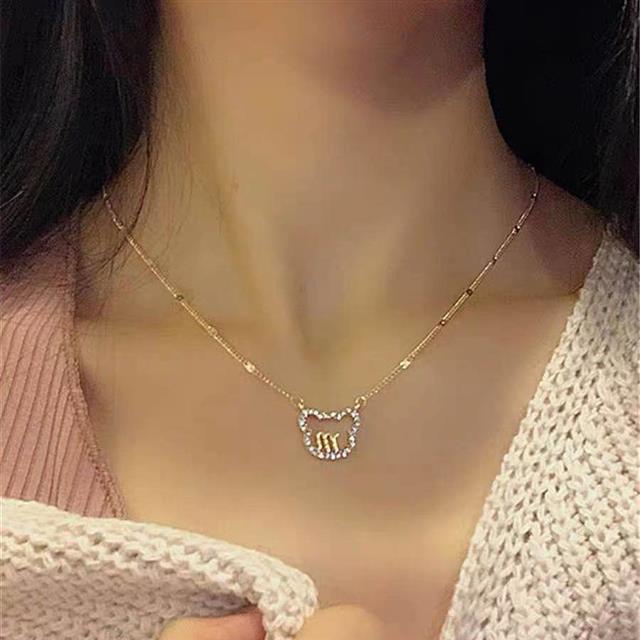 Niche desain beruang kalung wanita sweater chain Panjang 2021new cahaya mewah pendek klavikula jarin