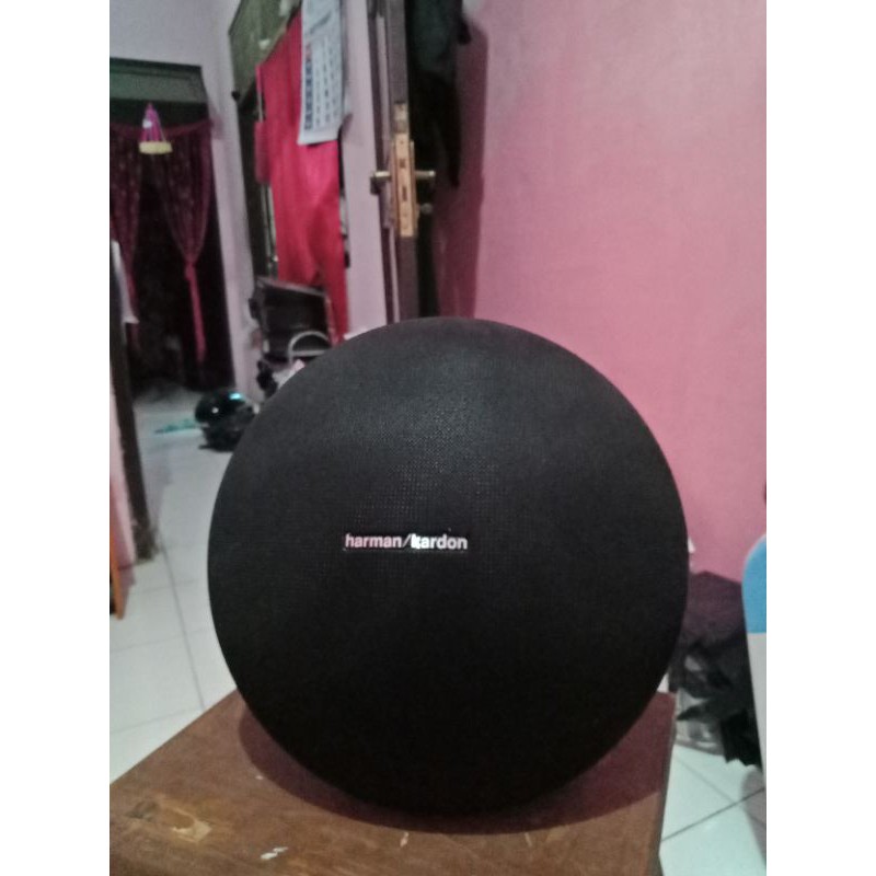 harman kardon onyx 3