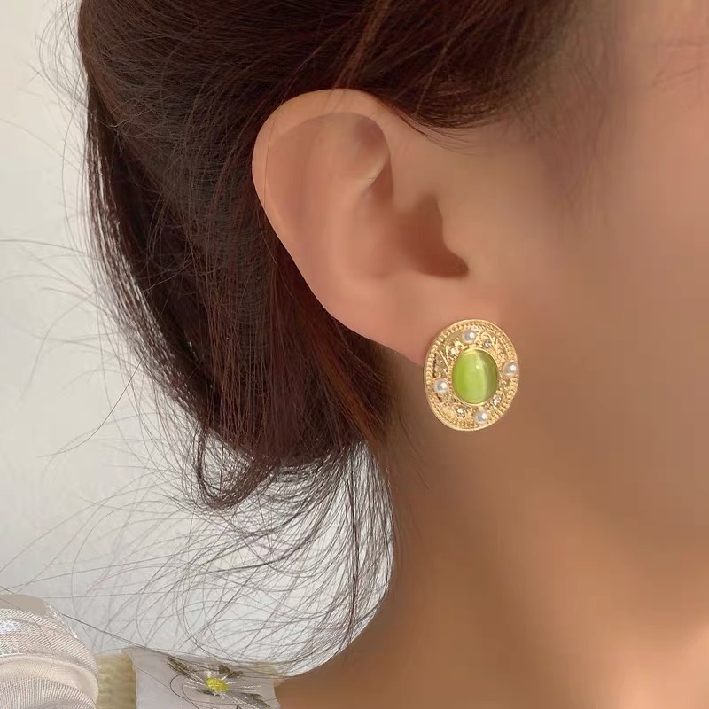 Anting Mutiara Opal Bentuk Oval