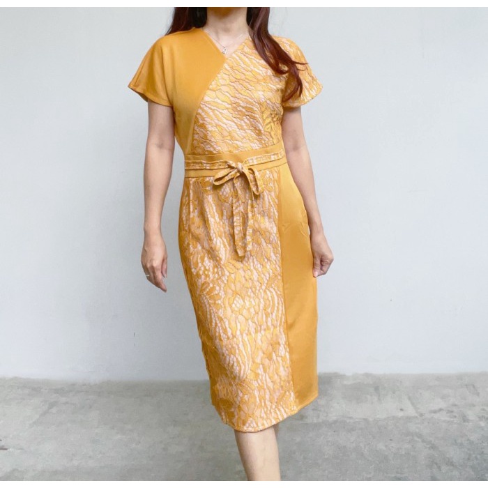 DS1394 - DRESS PESTA BRUKAT LACE MIDI SCUBA BODYCON SEPAN PREMIUM - MUSTARD(C1U8) Gamis Muslimah Wan