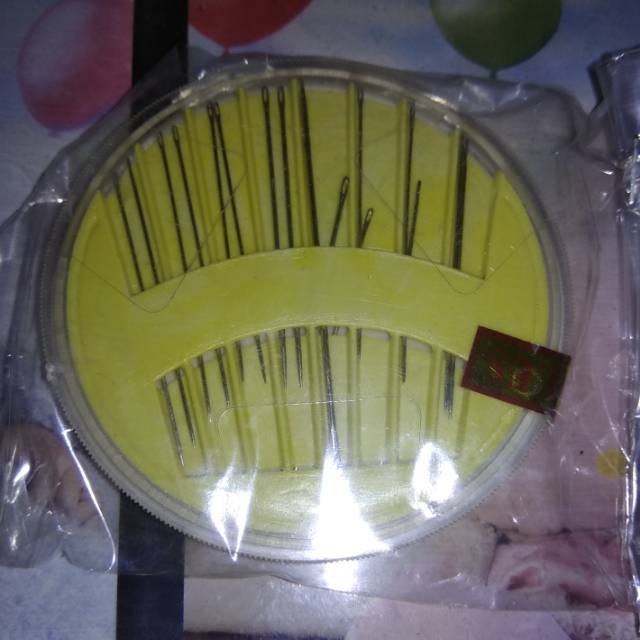 Jarum Jahit Besar Dan Kecil - Jarum Tangan