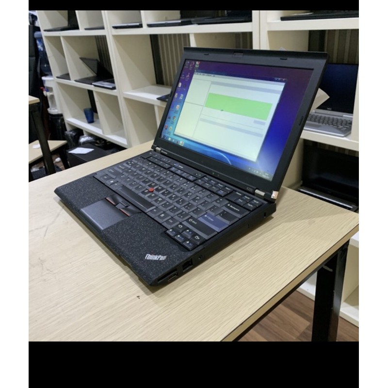 LENOVO THINKPAD X220 CORE I5 RAM 4GB HDD 320GB ORIGINAL BERGARANSI