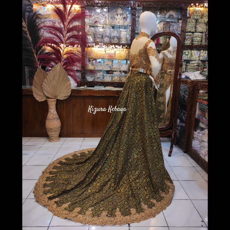 Kebaya Slim Pengantin Batik