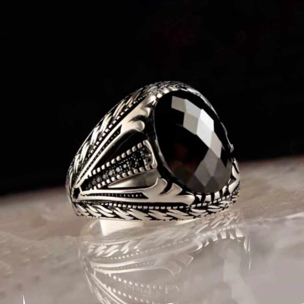 Cincin Jari Baja Titanium Perak Antik Kristal Batu Akik Hitam Perhiasan Fashion Pria Punk Rings