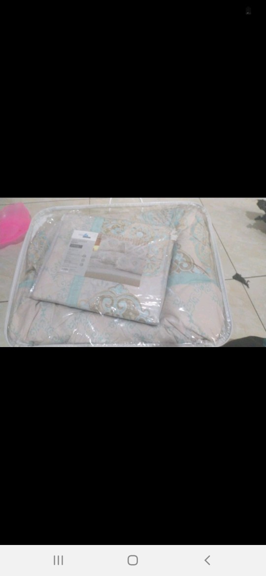 Bedcover + Seprai Set