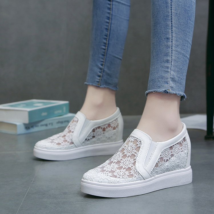 [LC] Sepatu Wanita Brokat 1394 Slip On Korea Impor Batam