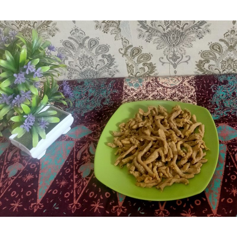 

kripik usus