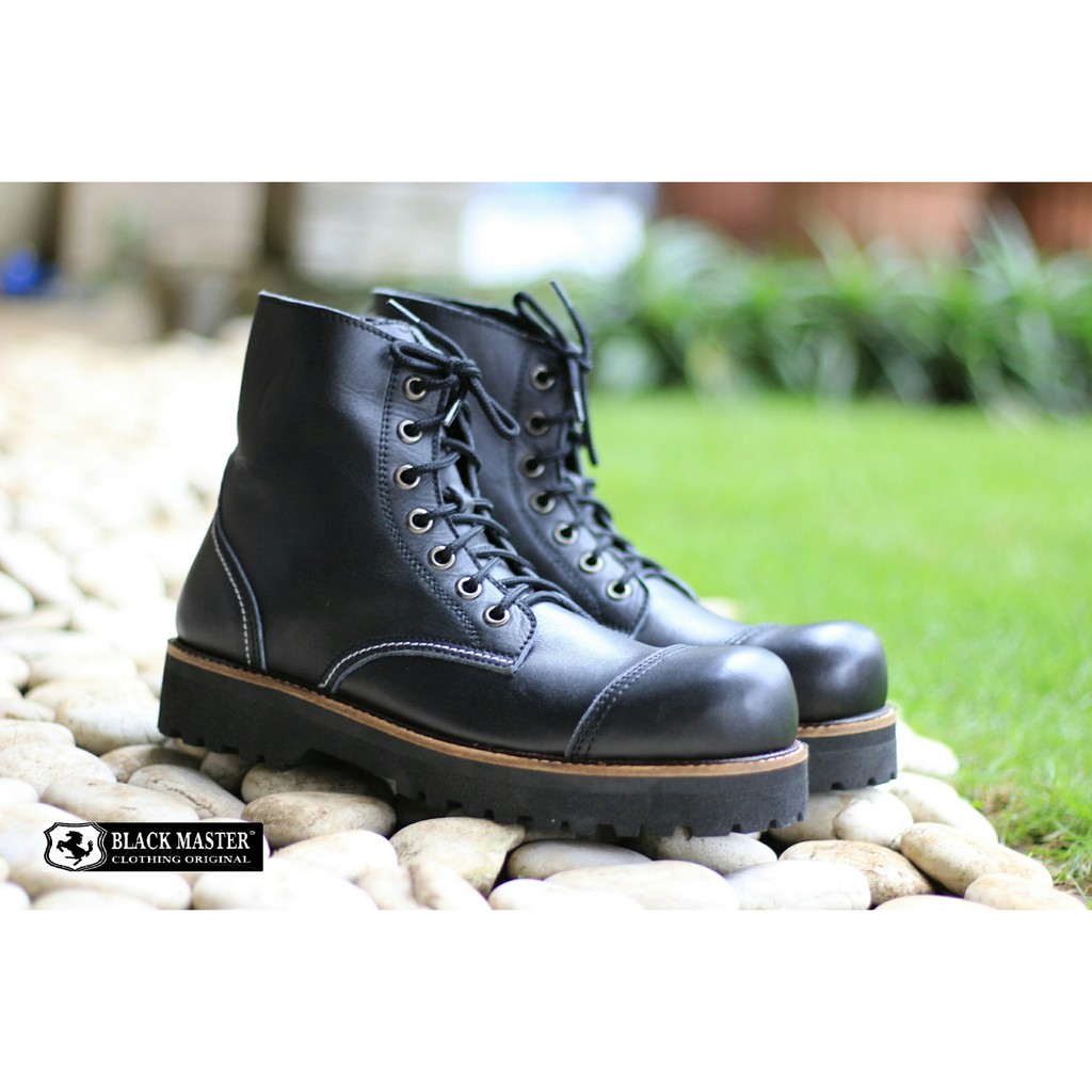 Sepatu Original Black Master Underground