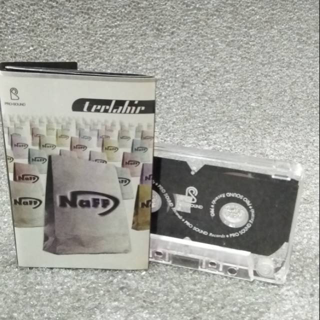 Kaset NAFF - TERLAHIR