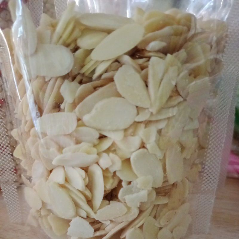 

almond slice 100g