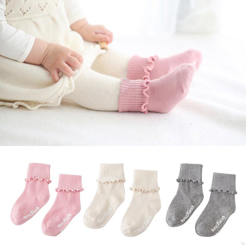 Aksesoris Fashion Anak Kaos  Kaki  dengan Bahan Rajut 