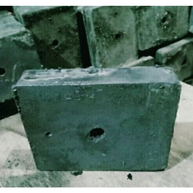 magnet kotak lebih lengkat dari magnet sepiket ukuran 85x65x18mm