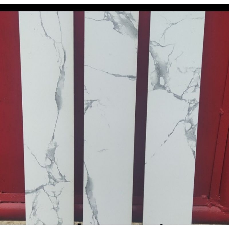 Plint granit 10x100 motip putih motip