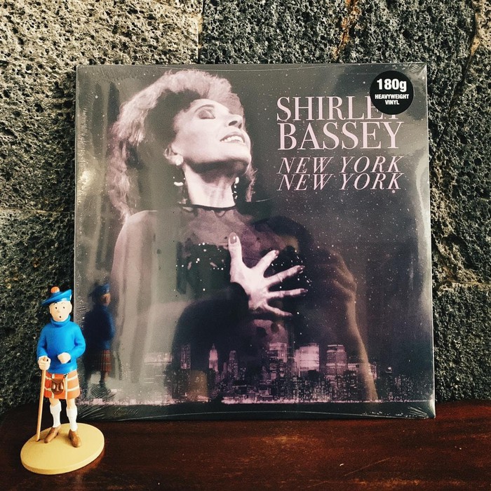Piringan Hitam / Vinyl / LP Shirley Bassey - New York, New York