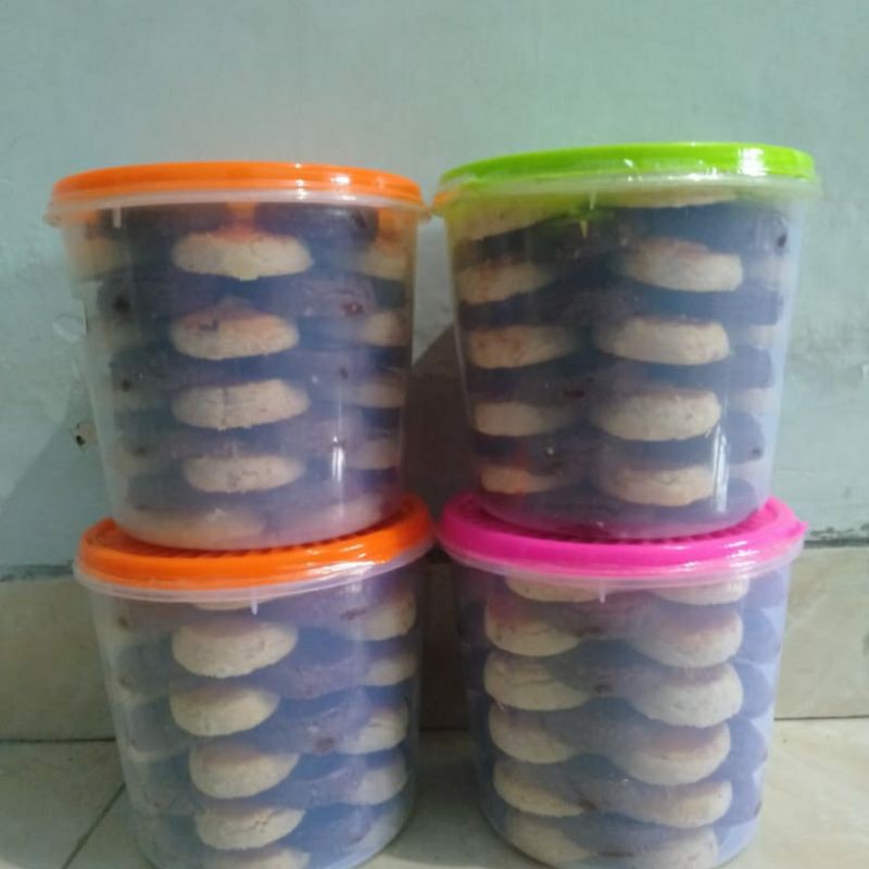 

Kue Kacang Jember Mix (Keju-Cokelat)