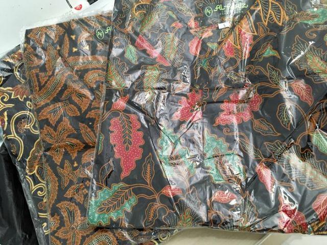Jumbo Hem Batik Pria Katun Halus