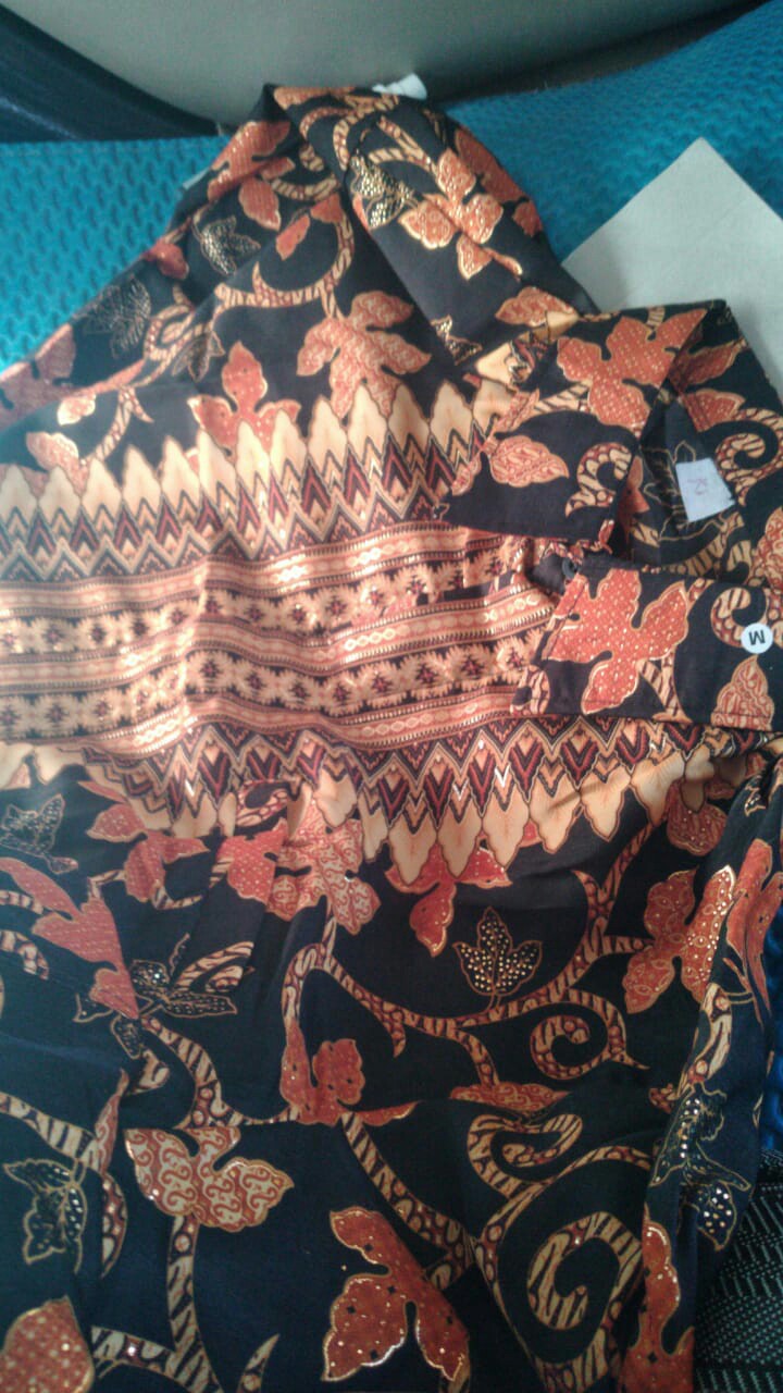 Lembayung.id / Kemeja Batik Lengan Panjang Paya Gold