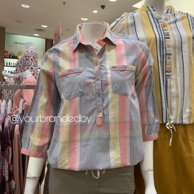 Blouse wanita TRISET