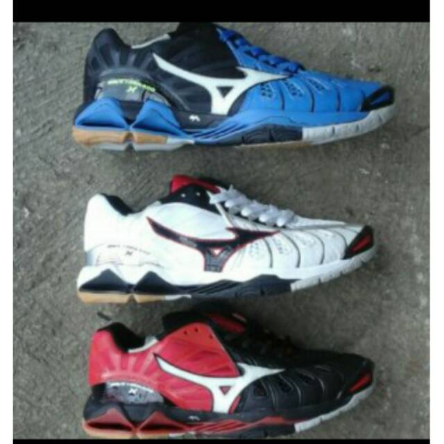 Sepatu volley mizuno wave tornado original