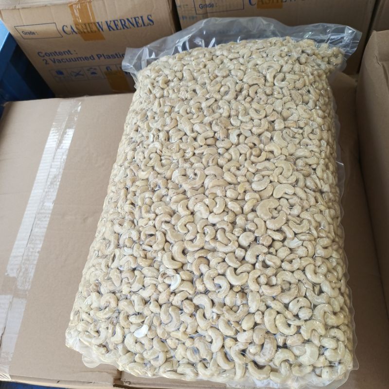 

Kacang Mede Super