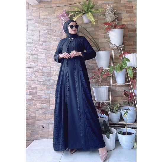 Ghayda dress by zalifa