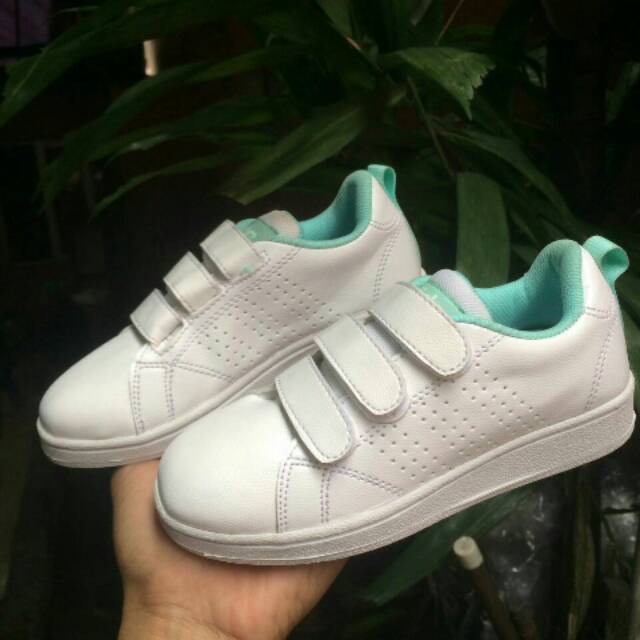 

ADIDAS ADVANTAGE PEREKAT 30 SAMPE 35