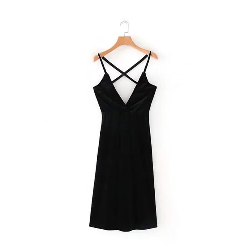 Deep V neck velvet midi dress
