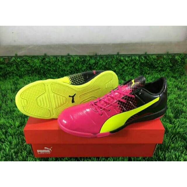 Cuci Gudang - Sepatu Futsal Puma evospeed PINK VOLT