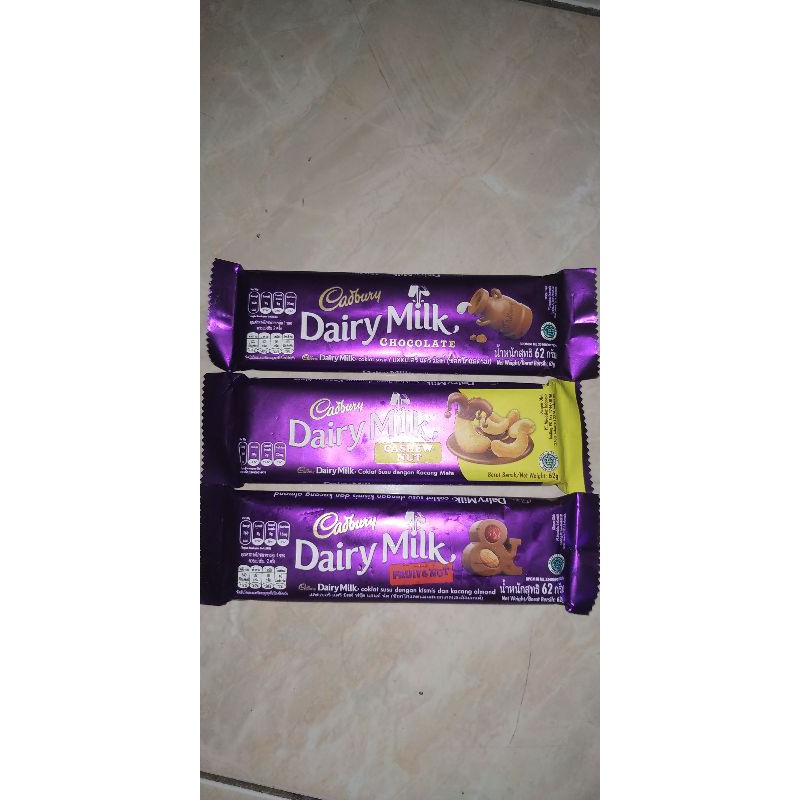 CADBURY DAIRY MILK 62 GRAM