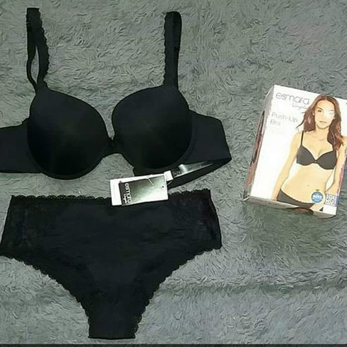 BRA SET ESMARA SEXY (LA SENZA TRIUMPH YOUNG HEARTS WACOAL LULUDI ZARA