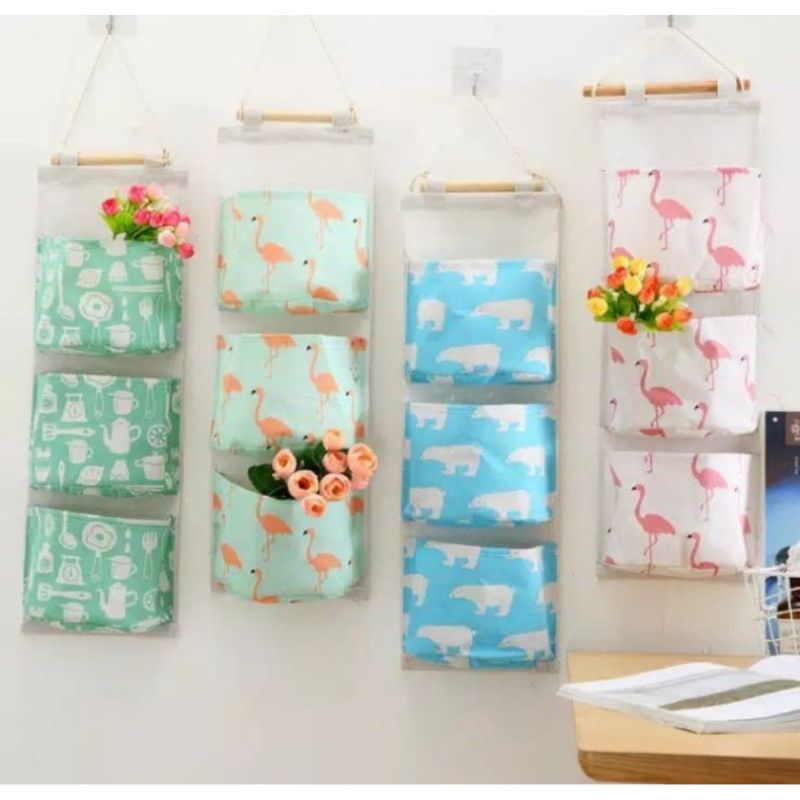 pouch rak gantung 3 sekat serbaguna, tempat remot, pernak pernik, serbaguna/rak dinding/hiasan rumah