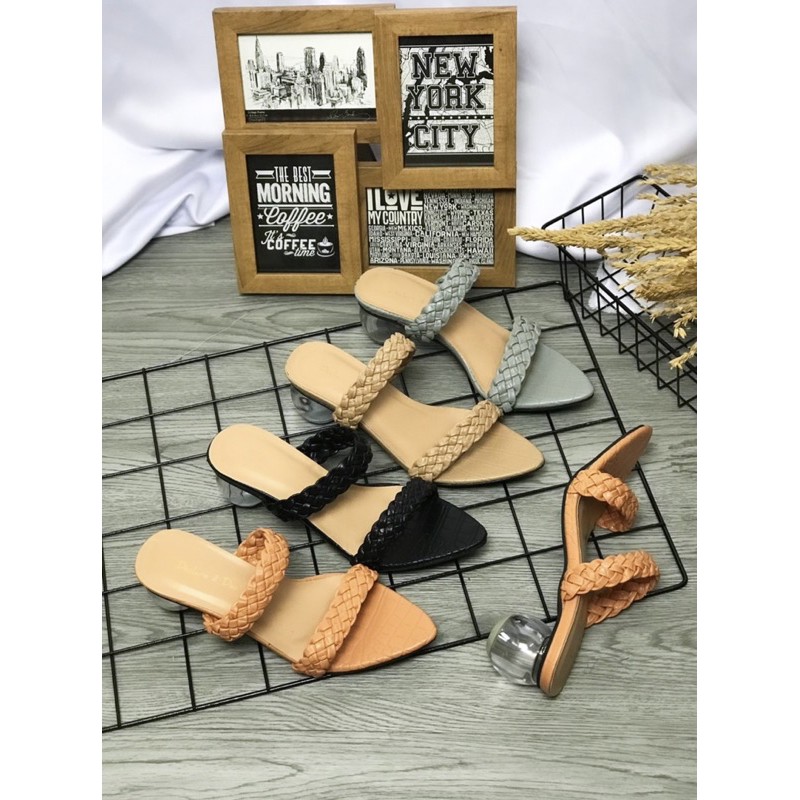 DECLARE &amp; DEE SANDAL OLIVIA TUMIT KACA 5Cm