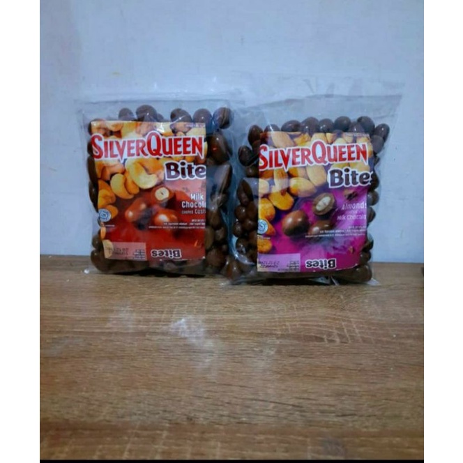 

SilverQueen Bites Mede/Almond 250gr