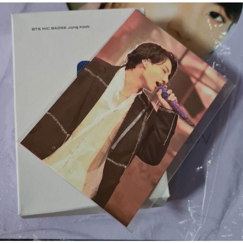 Jual BTS Jungkook mic badge full set Shopee Indonesia