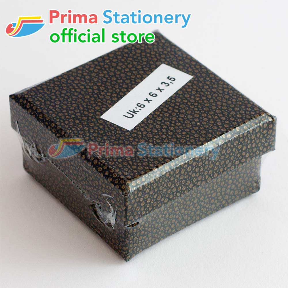 

Kotak Kado ukuran 6x6x3.5cm untuk Hadiah dan Gift Box