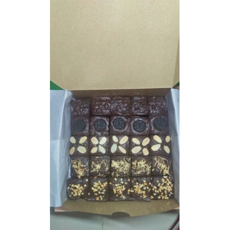 

Brownies Panggang sekat ukuran 20