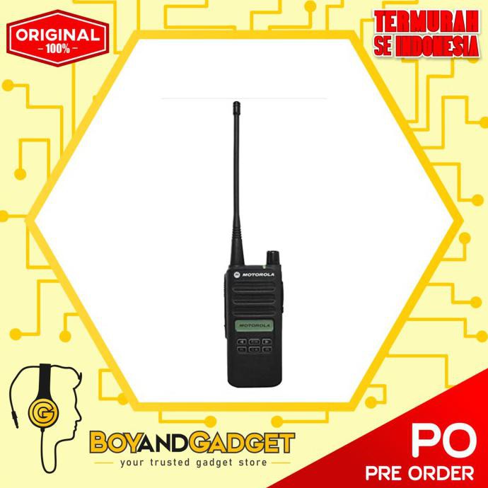 Motorola CP100d Moto Portable Two-Way Radio