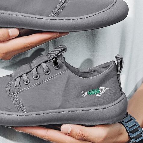 ➣ Sepatu Pria Sneaker Kets LIGHT ELVES Running Shoes SM-33 - - Cokelat, 40 ➳