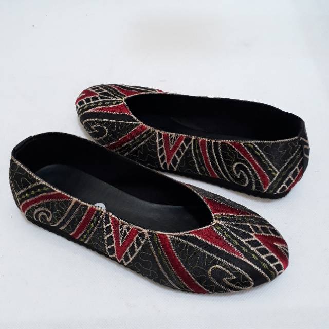 etnik fashion sepatu wanita flat slip on bordir primitif