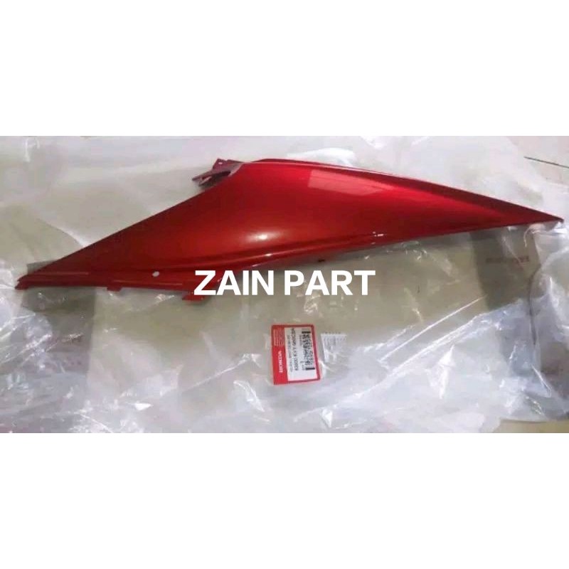 83500-kvy cover body belakang beat karbu kiri warna merah original